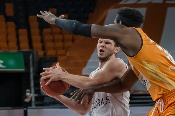 在后场握手 在后场握手