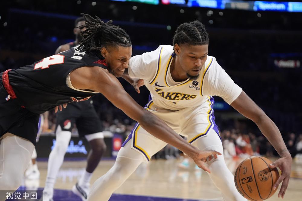 战术显得尤 战术显得尤