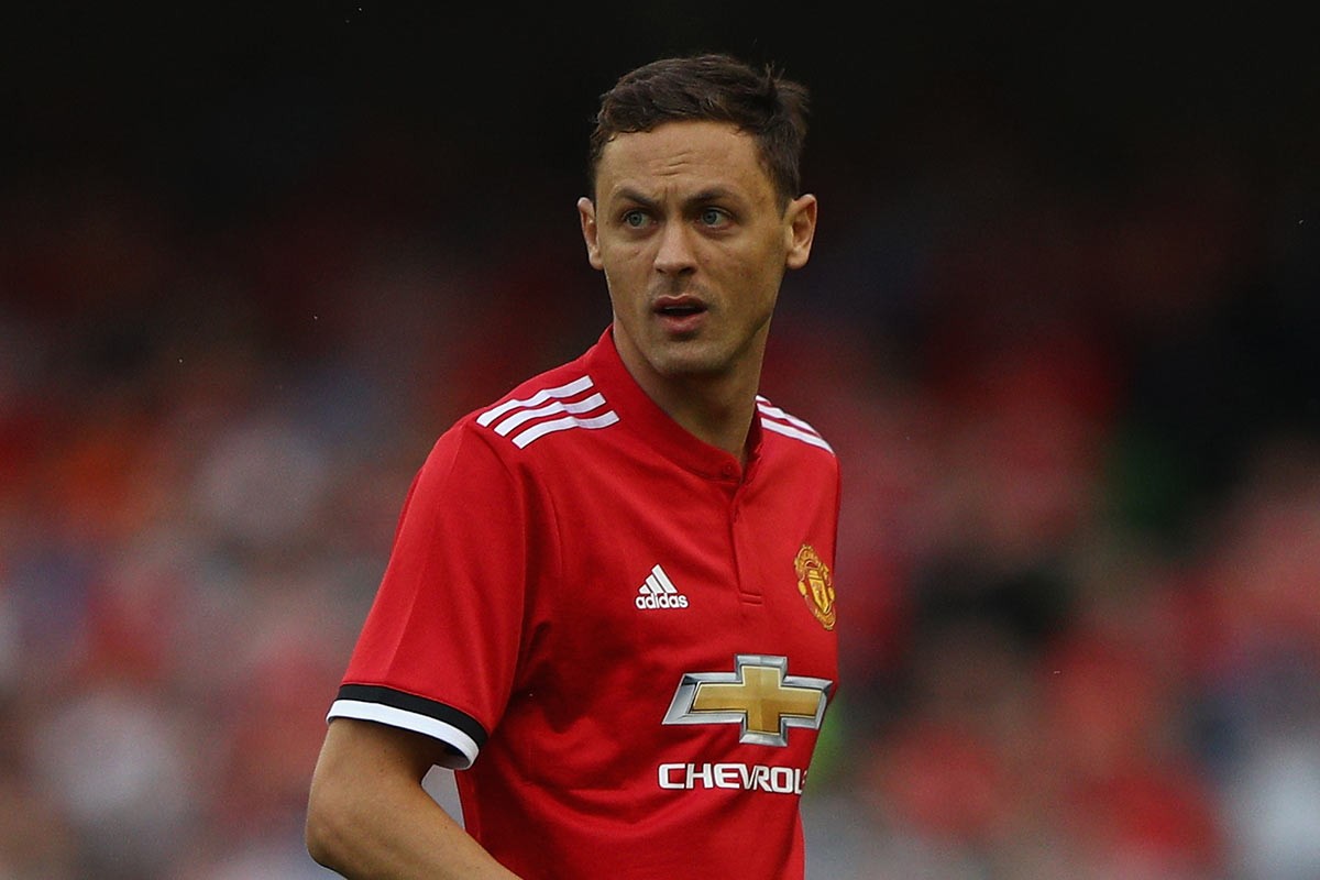 距拜耳球场 距拜耳球场